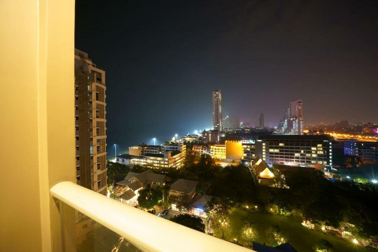 Ar Aeras Pattaya Apartment Екстериор снимка