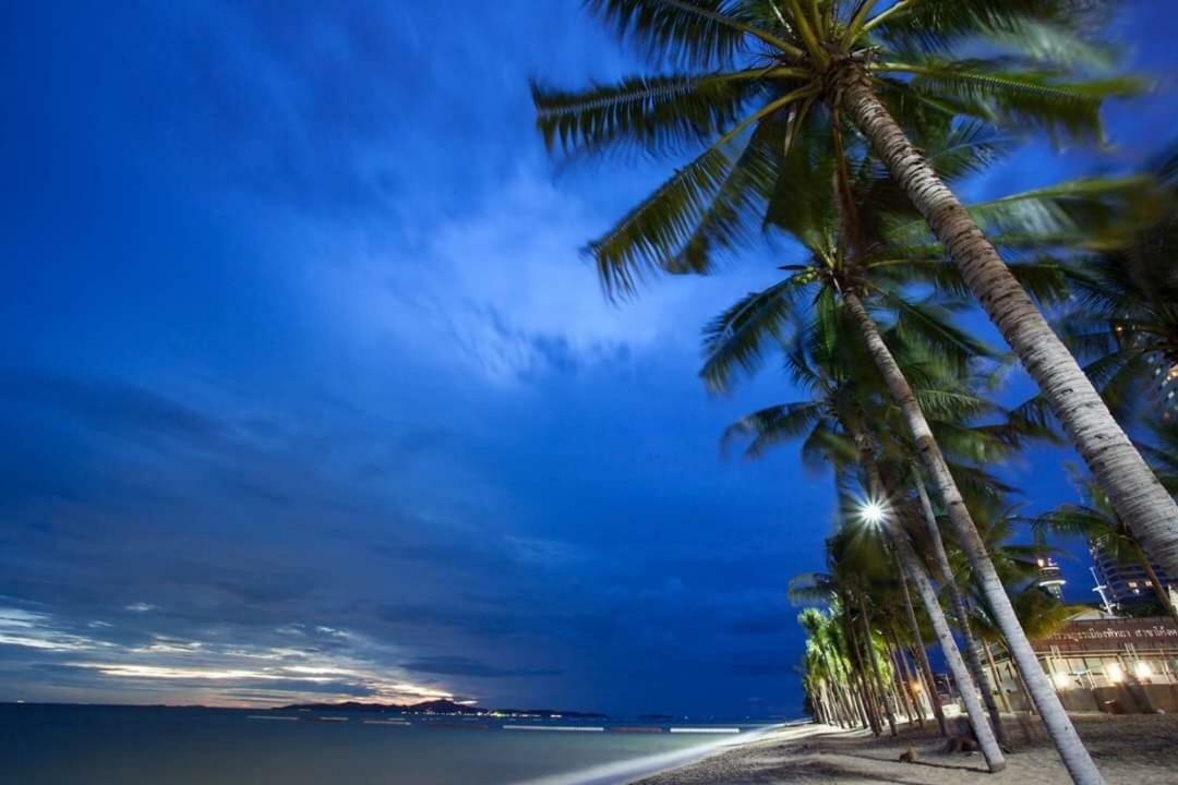 Ar Aeras Pattaya Apartment Екстериор снимка
